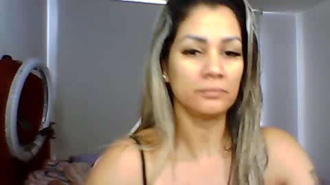Snapshot of sofi_vip19 chatting on August 2026 04:16:02 PM sofi_vip19 online show from August 2026 04:16:02 PM