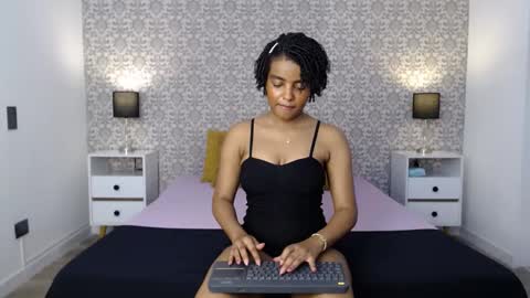 Snapshot of sofi_z chatting on December 2024 03:53:02 PM Sofi online show from December 2024 03:53:02 PM