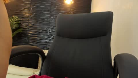 Skarlett online show from February 2025 04:46:01 PM