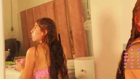 sofia_foxx1 online show from May 2026 11:51:02 AM