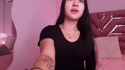 Snapshot of sofia_gomes_ chatting on June 2026 12:22:01 PM sofia gomes online show from June 2026 12:22:01 PM