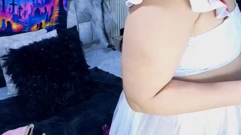 sofia gutierrez   online show from October 2025 11:17:01 PM