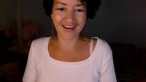 Sofia  online show from November 2025 10:35:01 PM