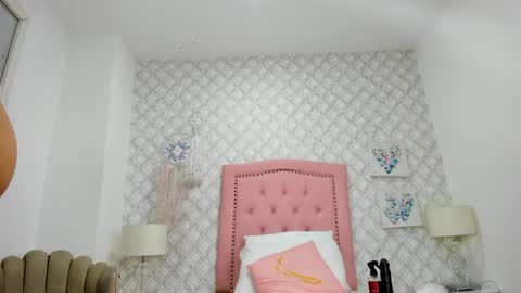 sofia_martinez9 online show from June 2026 07:30:01 PM