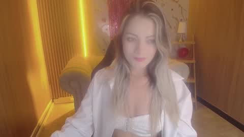 Snapshot of sofia_nova_tf chatting on February 2026 01:29:01 PM sofi online show from February 2026 01:29:01 PM