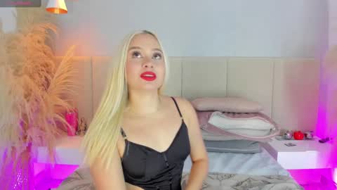 SOFIA PAMELA online show from September 2025 03:17:02 PM