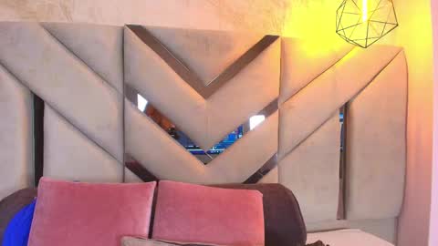 Snapshot of sofia_pamela_ chatting on May 2026 07:00:02 PM online show from May 2026 07:00:02 PM