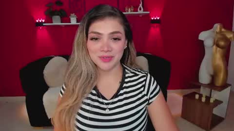 Snapshot of sofia_velvetx chatting on June 2026 02:27:02 PM sofia_velvetx online show from June 2026 02:27:02 PM