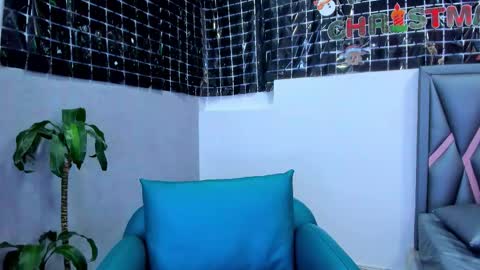 Sofa online show from December 2025 11:37:02 AM