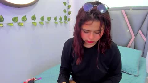 Sofa online show from February 2026 12:31:01 PM