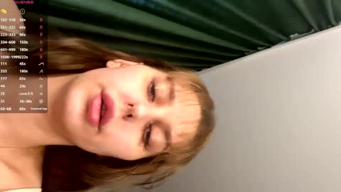 Hi My name is Sofia Welcome to my room Please thumbs up - its important online show from April 2026 04:09:02 AM