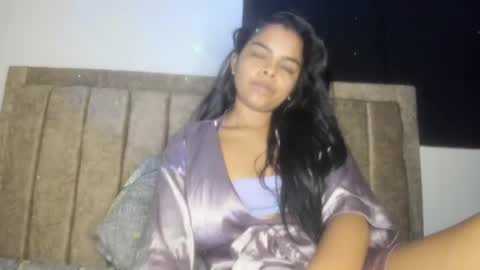 Danna Sofia online show from September 2025 12:01:01 AM