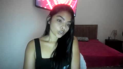 Danna Sofia online show from October 2025 08:53:02 PM