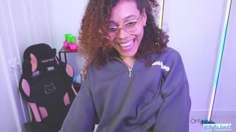 sofialand11 online show from March 2026 07:52:01 PM