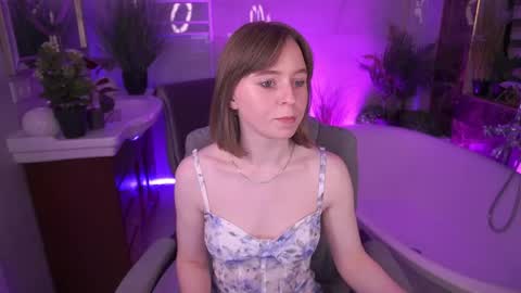 SofiaLuxuryy online show from April 2026 06:10:01 PM