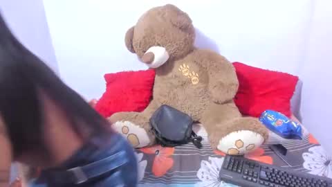 sofii milk online show from December 2024 02:45:02 AM