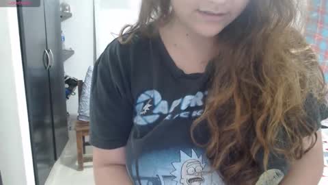 sofiamooon_ online show from November 2025 02:40:02 PM