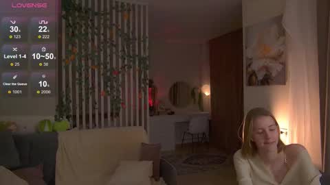 Snapshot of sofiapure18 chatting on November 2025 08:12:01 PM Sofia Help me overcome shynes with 100 thumbs up online show from November 2025 08:12:01 PM