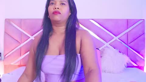 Sofia online show from March 2026 11:33:01 PM