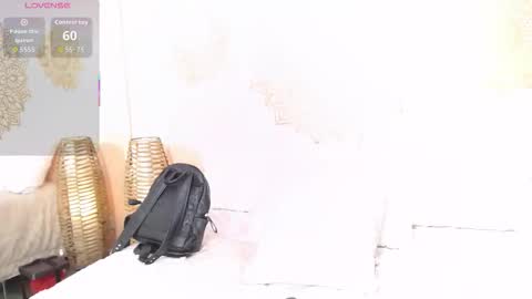 Sofia Stanley online show from November 2025 11:54:02 AM