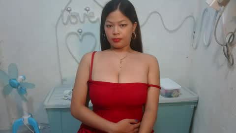 Snapshot of sofie_loorexx chatting on May 2026 09:28:01 AM sofie_loorexx online show from May 2026 09:28:01 AM