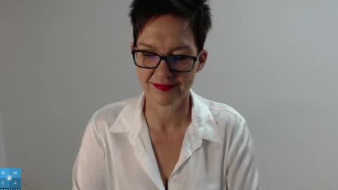 Sofie Velvet online show from November 2025 07:19:02 AM