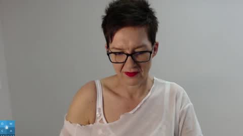 Sofie Velvet online show from November 2025 08:35:02 AM