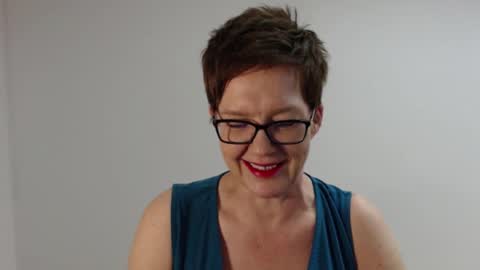 Sofie Velvet online show from January 2026 03:38:01 PM