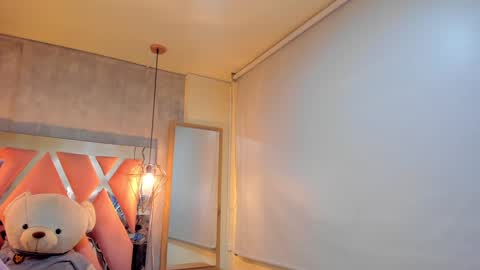 Snapshot of sofii_miller_ chatting on January 2025 01:10:02 AM online show from January 2025 01:10:02 AM