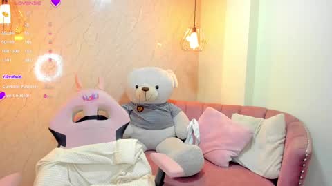 Snapshot of sofii_miller_ chatting on March 2025 10:04:02 PM online show from March 2025 10:04:02 PM