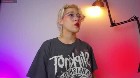 Snapshot of sofii_uwu_ chatting on January 2025 06:16:02 PM Sofii  online show from January 2025 06:16:02 PM