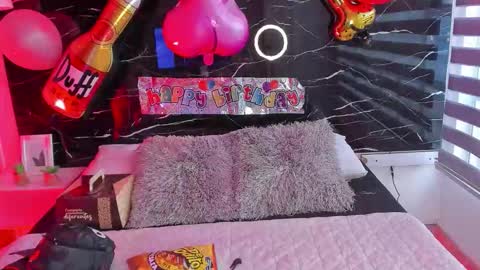 Sofia online show from November 2025 09:08:01 PM