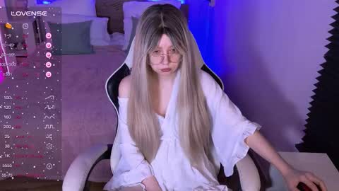 Snapshot of sofiisun chatting on February 2026 03:11:01 AM Sofia online show from February 2026 03:11:01 AM