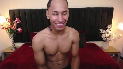 Snapshot of soft_attraction chatting on February 2026 07:45:01 PM Cam and Amy online show from February 2026 07:45:01 PM