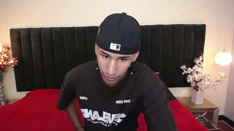 Cam and Amy online show from March 2026 07:35:01 PM