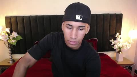 Cam and Amy online show from April 2026 07:47:02 PM