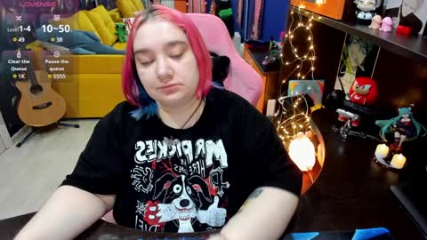 Sofie online show from January 2025 02:15:02 AM