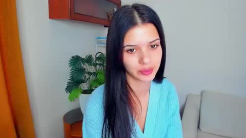 Snapshot of softlyy_bold chatting on September 2025 07:12:01 AM Alice online show from September 2025 07:12:01 AM