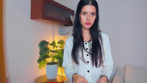 Snapshot of softlyy_bold chatting on September 2025 07:24:02 AM Alice online show from September 2025 07:24:02 AM