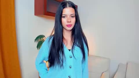 Snapshot of softlyy_bold chatting on September 2025 06:40:02 AM Alice online show from September 2025 06:40:02 AM