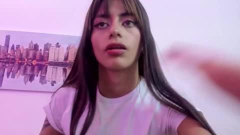 sofy_durand online show from March 2026 07:33:01 PM