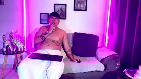 sol_and_andy2 online show from June 2026 06:11:01 AM