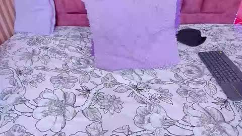 Snapshot of sol_stephanny chatting on September 2025 06:18:02 PM Sol online show from September 2025 06:18:02 PM