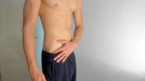 Snapshot of sola_enzo chatting on May 2026 01:28:02 PM sola_enzo online show from May 2026 01:28:02 PM