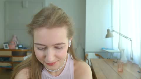 Bella online show from January 2025 12:26:02 PM