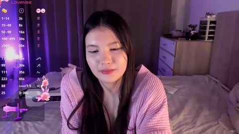 Snapshot of solar_marin chatting on January 2026 02:17:01 AM Rin online show from January 2026 02:17:01 AM