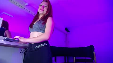 Snapshot of solara_ chatting on November 2025 08:52:02 PM solara online show from November 2025 08:52:02 PM