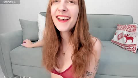 Snapshot of solaralice chatting on January 2025 06:20:01 PM SolarAlice online show from January 2025 06:20:01 PM