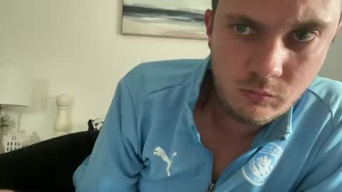 solobrit online show from June 2026 03:56:01 PM