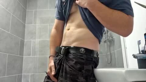 Snapshot of soloj13 chatting on September 2025 12:53:01 PM soloj13 online show from September 2025 12:53:01 PM